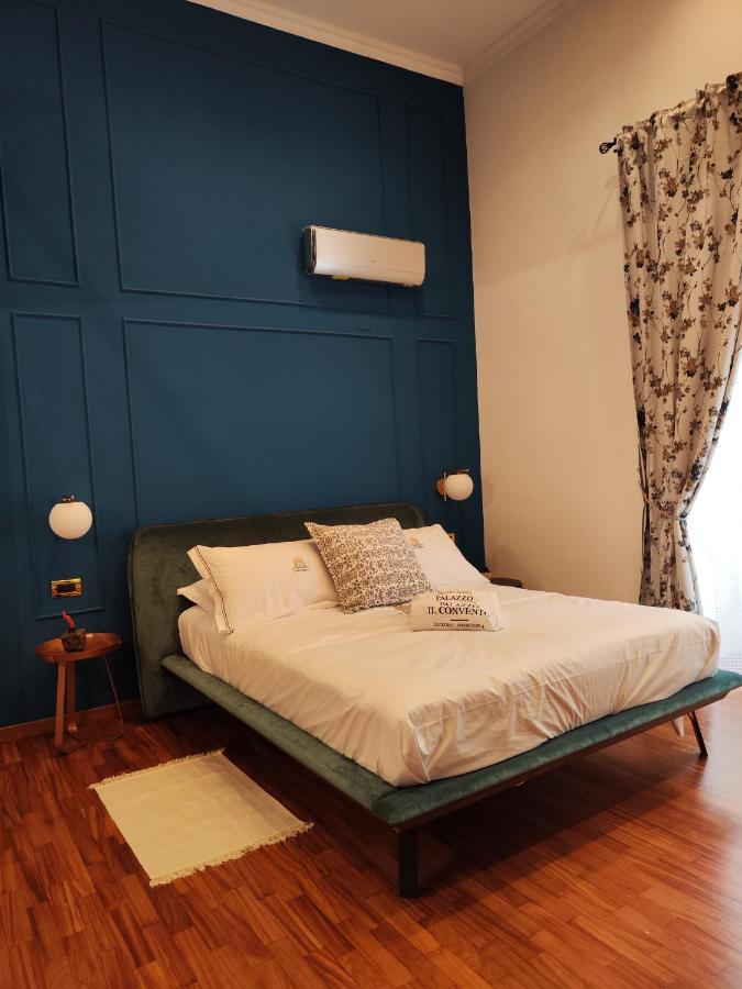 לינה וארוחת בוקר נאפולי Palazzo Il Convento Luxury Umberto I מראה חיצוני תמונה