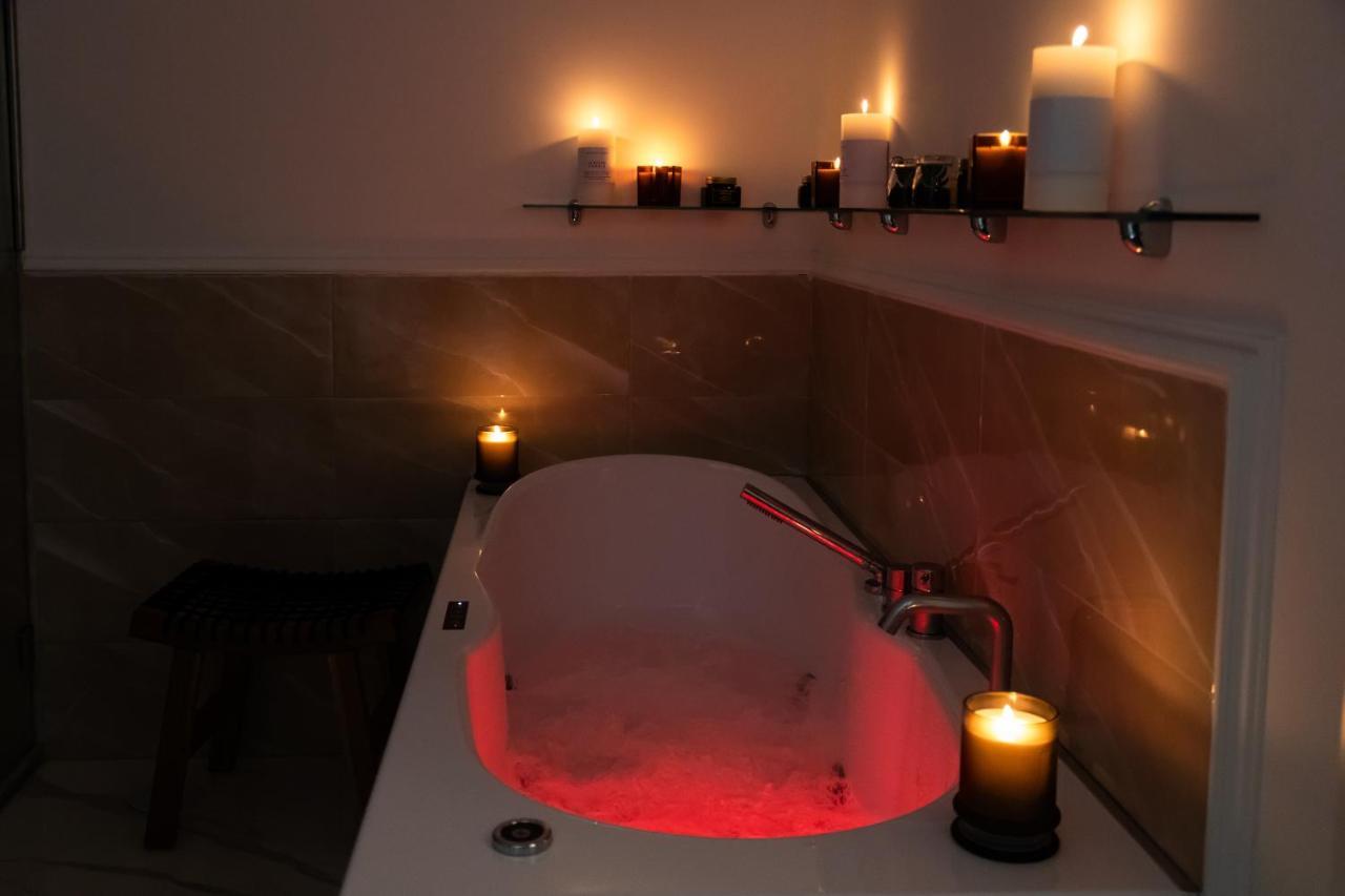 לינה וארוחת בוקר נאפולי Palazzo Il Convento Luxury Umberto I מראה חיצוני תמונה