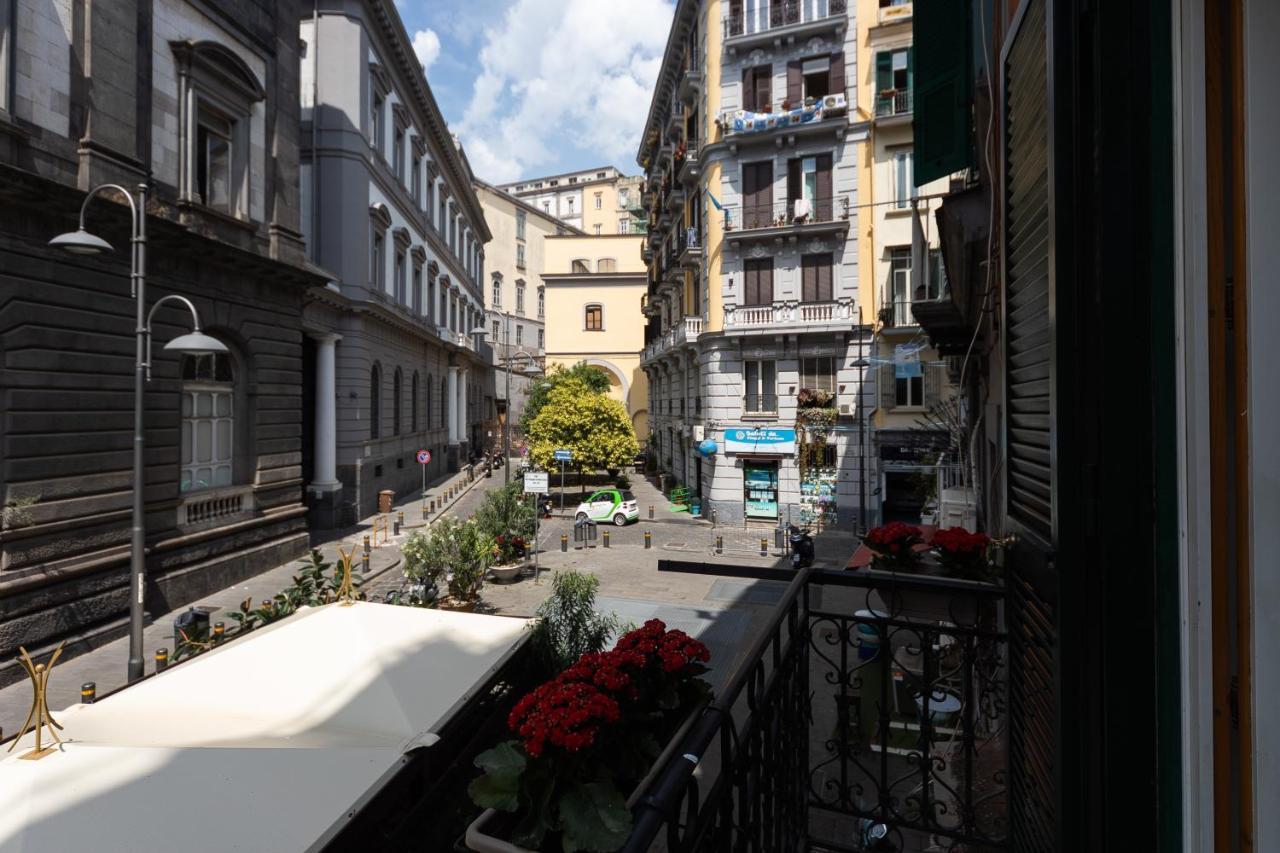 לינה וארוחת בוקר נאפולי Palazzo Il Convento Luxury Umberto I מראה חיצוני תמונה