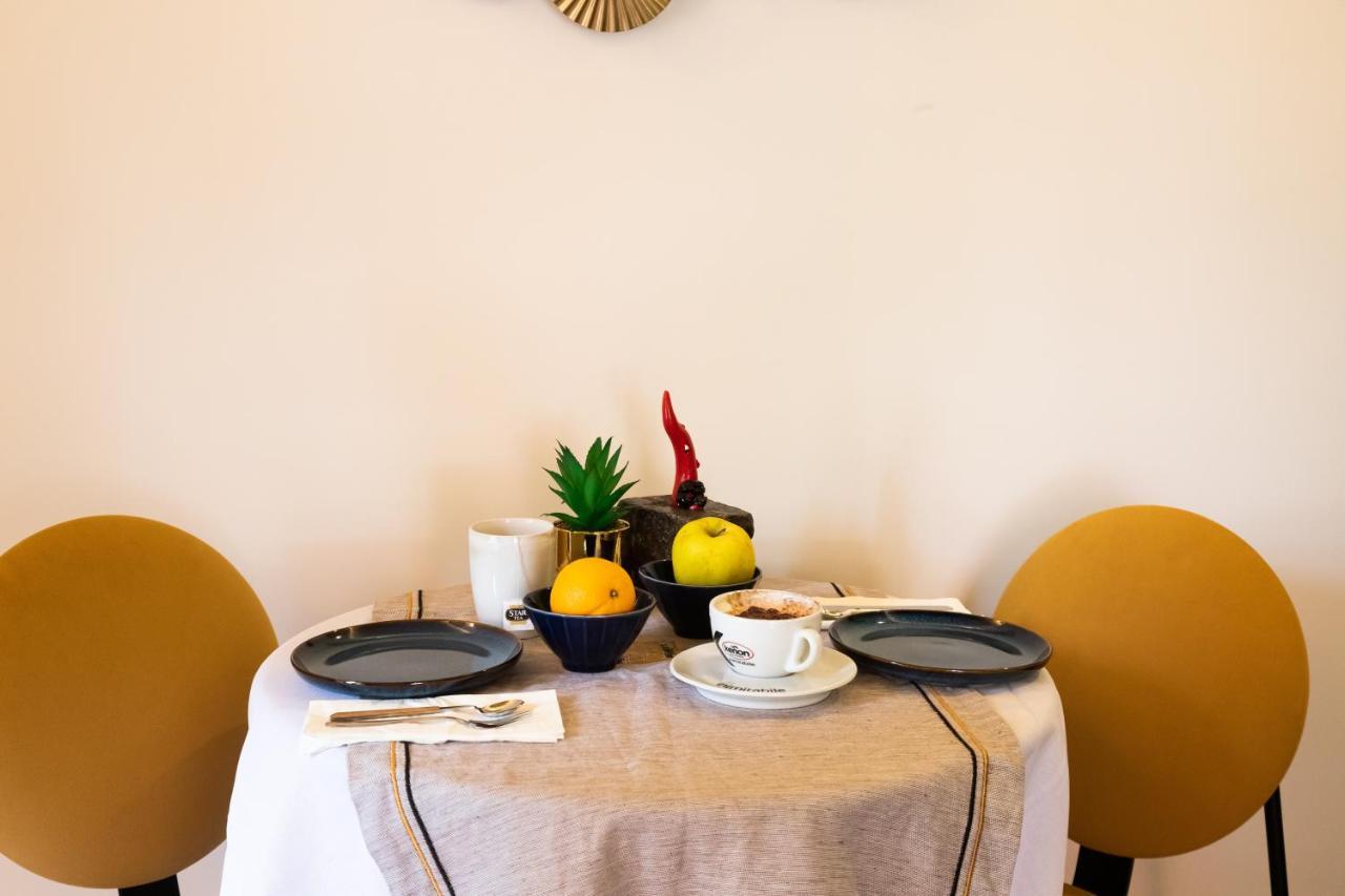 לינה וארוחת בוקר נאפולי Palazzo Il Convento Luxury Umberto I מראה חיצוני תמונה